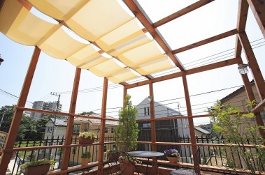 ウッドデッキ、パーゴラ